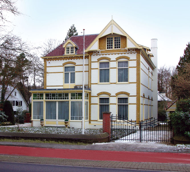 RVH, Baarn, Rutgers van Rozenburglaan (12)