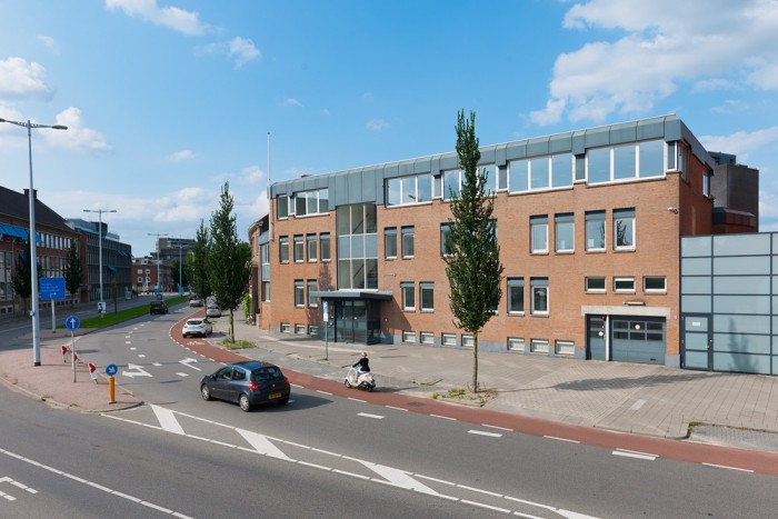 Voorzijde hoofdfoto